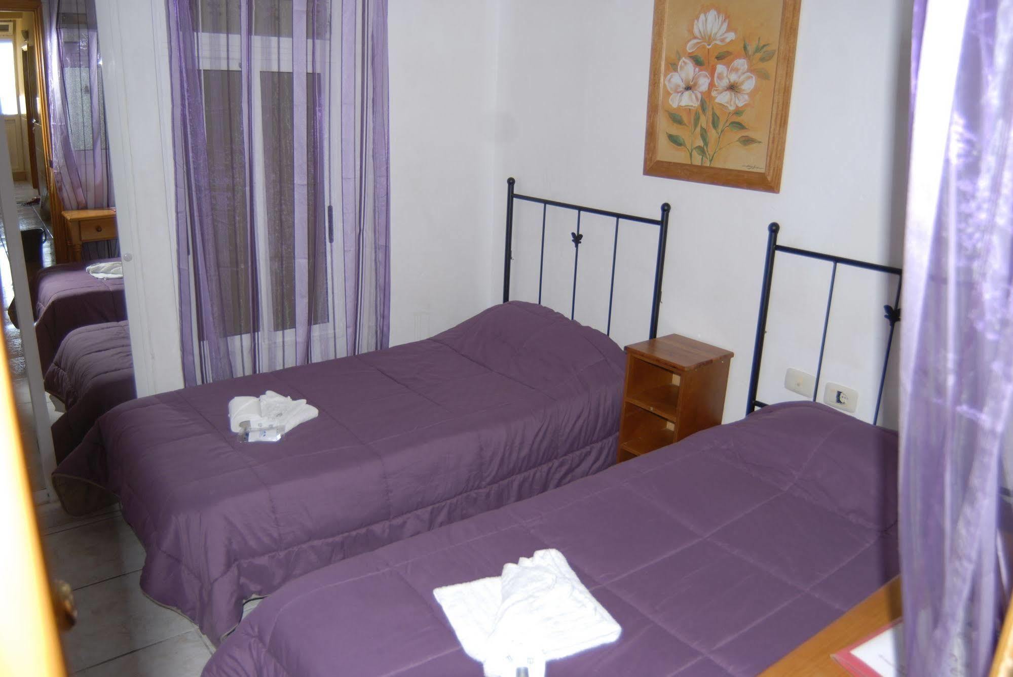 Pension Casa Blanca Los Cristianos  Exterior photo